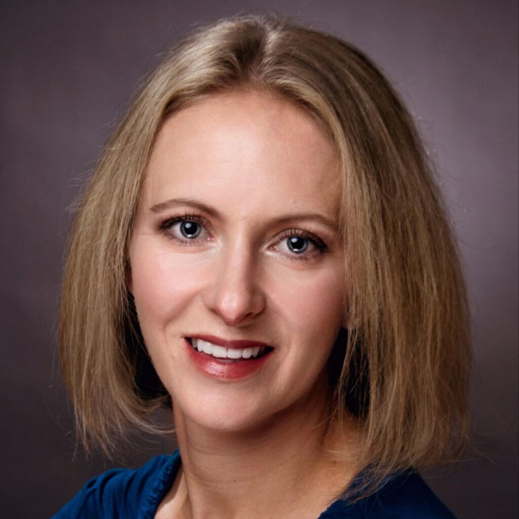 Elizabeth Schnobrich square